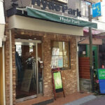 オーニング風の装飾テント